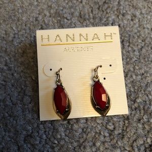 Hannah accents earrings